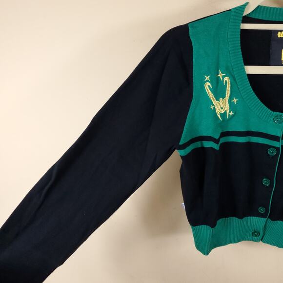 WeLoveFine x Marvel Loki Helm Vintage Sweater Crop Cosplay Size M - Picture 8 of 12